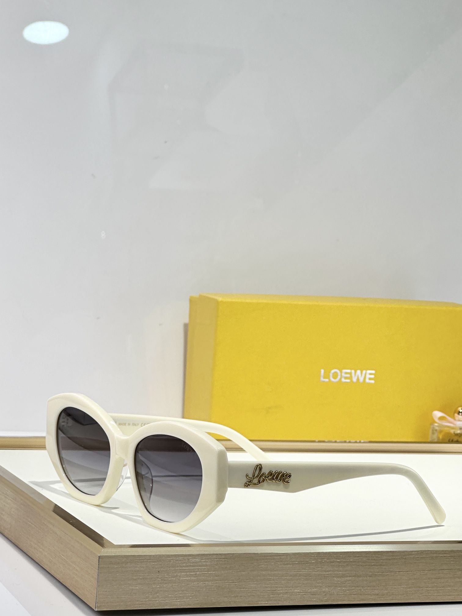 LOEWE_Glasses_yupoo_Original_quality