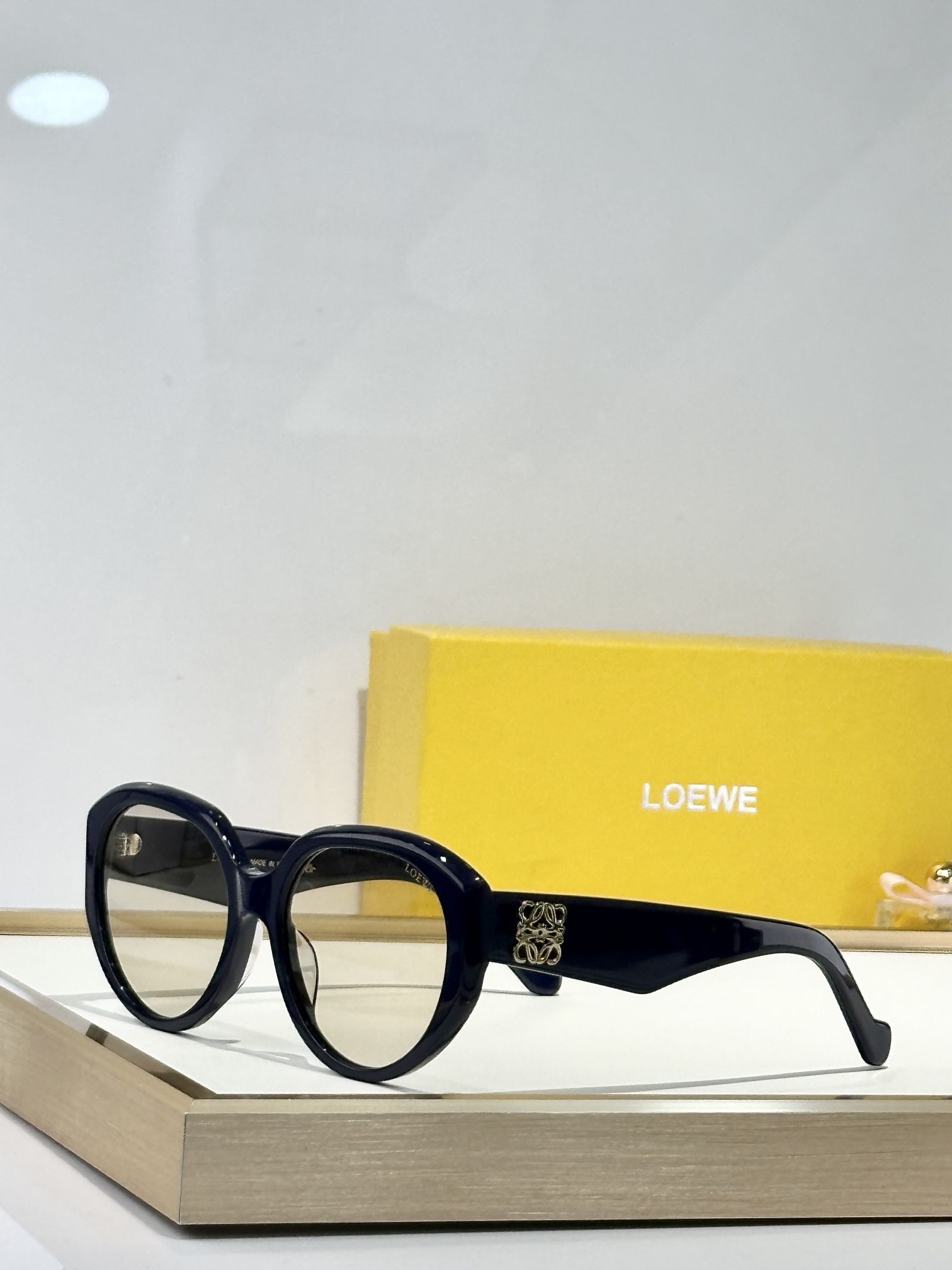 LOEWE_Glasses_yupoo_Original_quality
