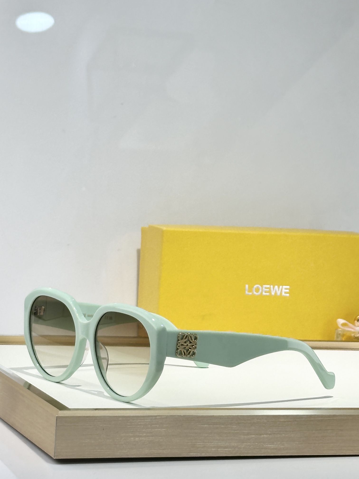 LOEWE_Glasses_yupoo_Original_quality