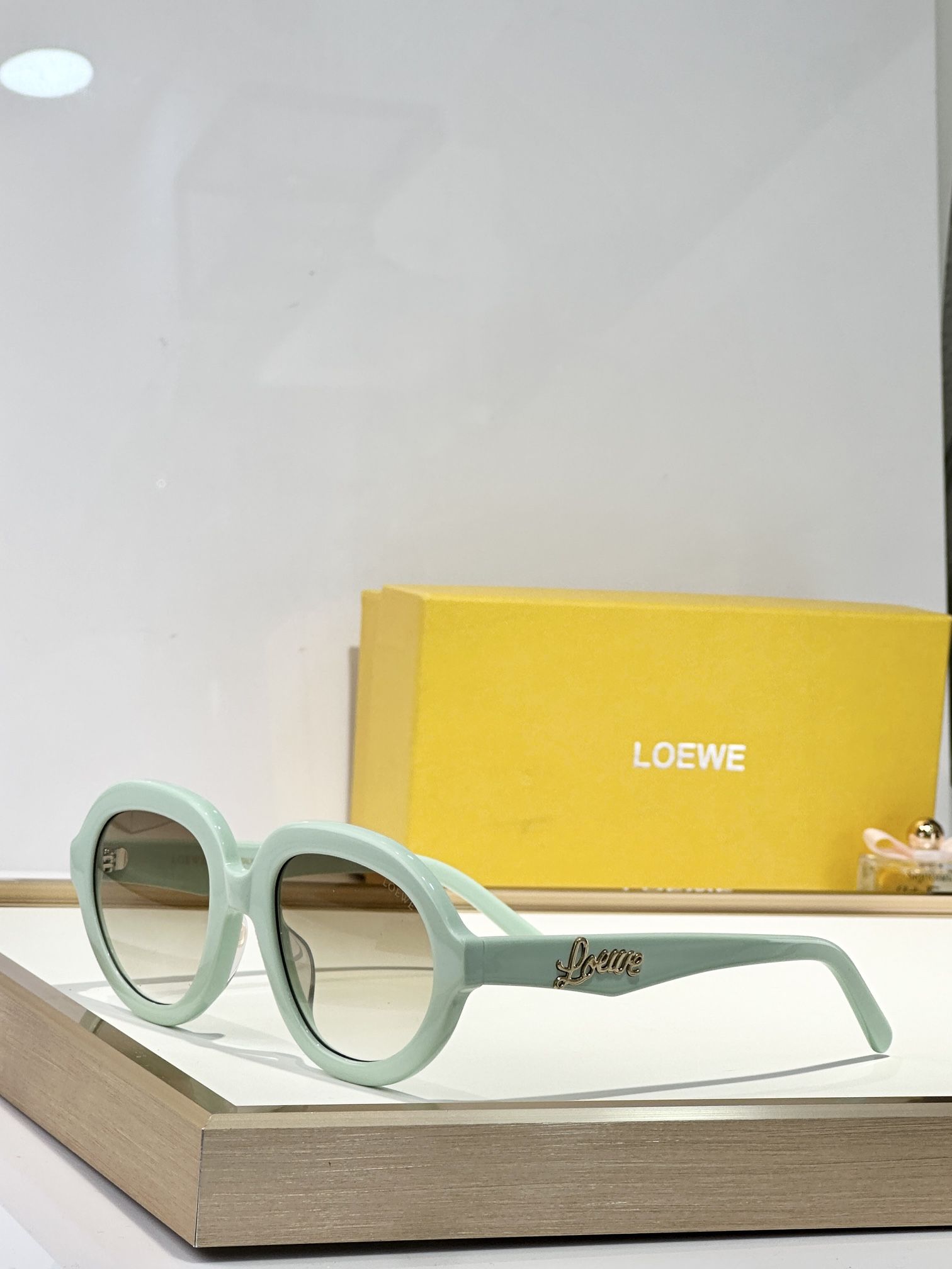 LOEWE_Glasses_yupoo_Original_quality