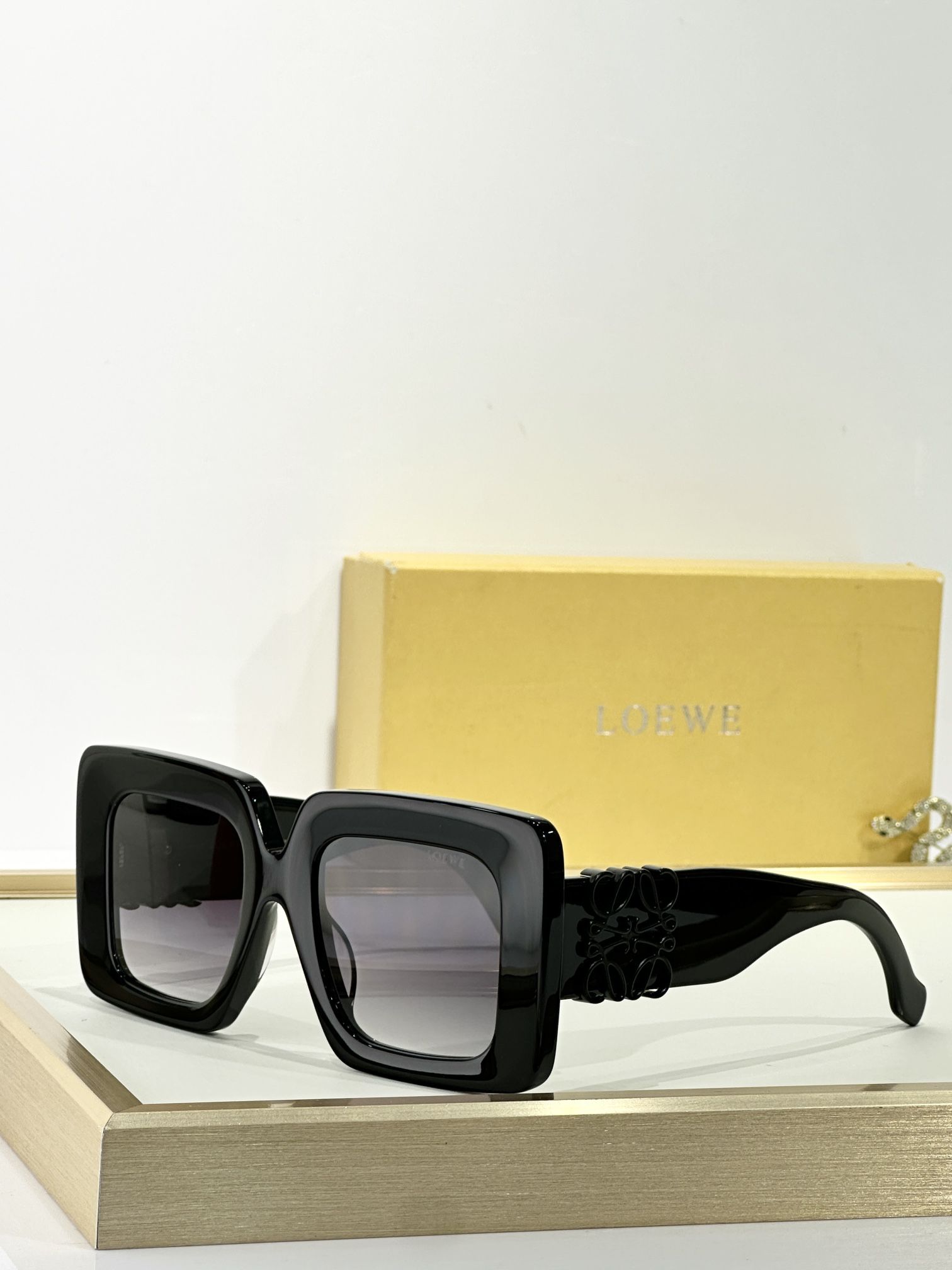 LOEWE_Glasses_yupoo_Original_quality