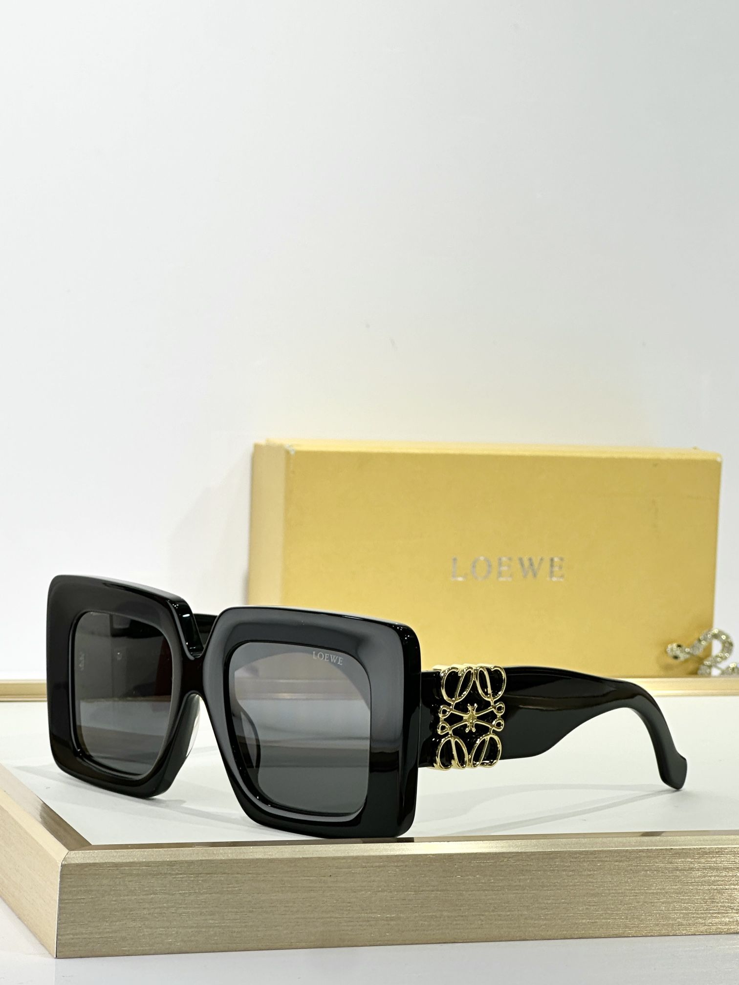 LOEWE_Glasses_yupoo_Original_quality