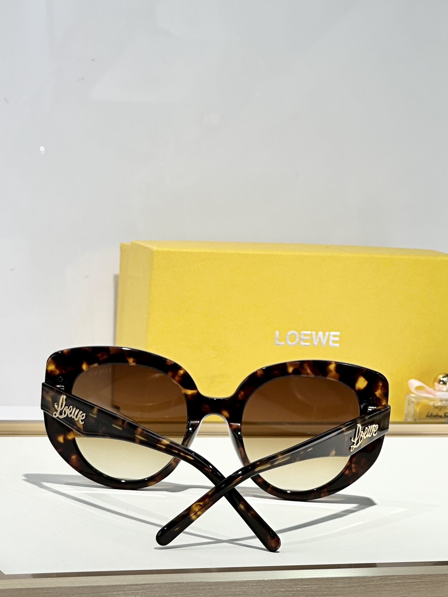 LOEWE_Glasses_yupoo_Original_quality