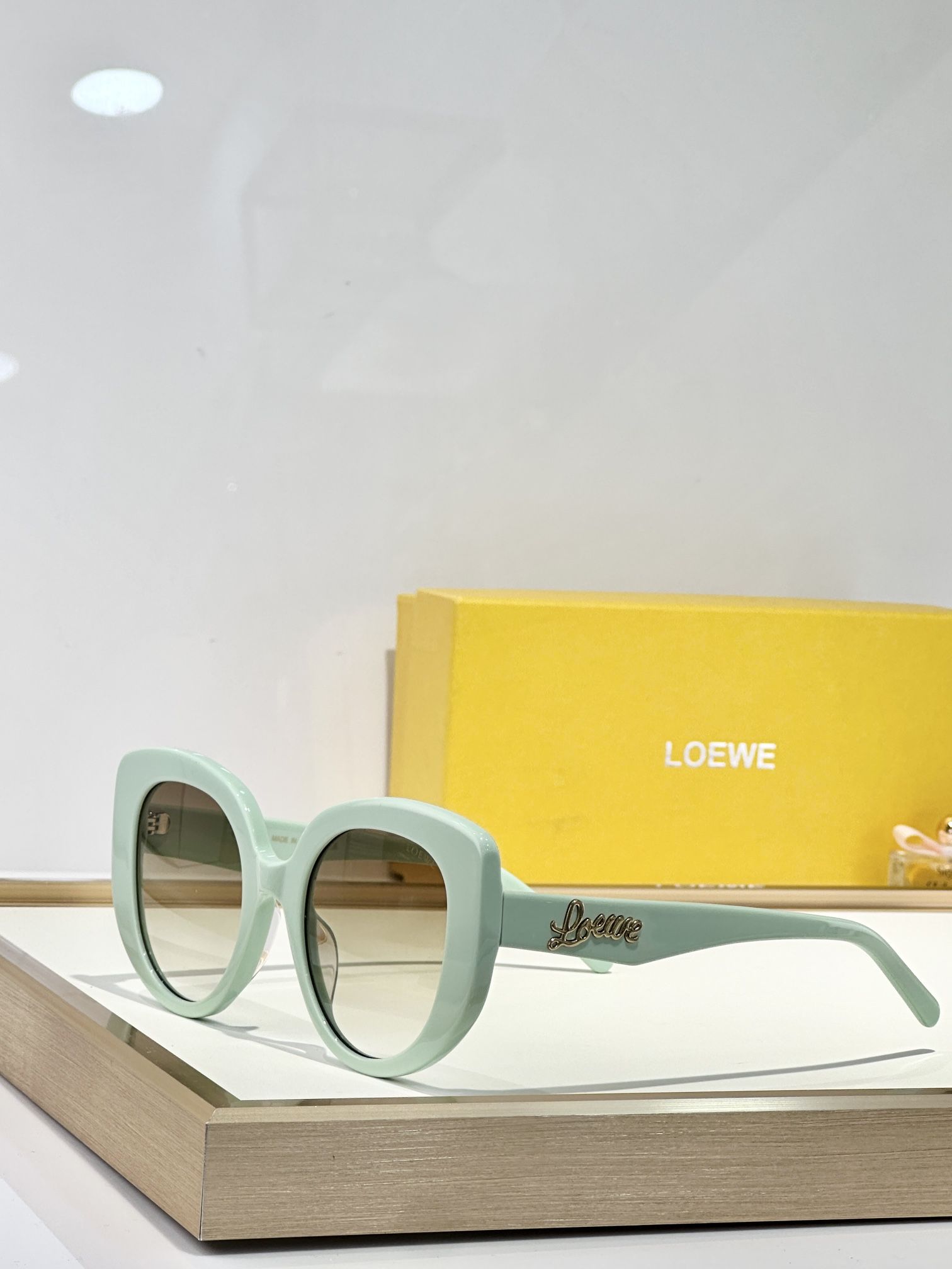 LOEWE_Glasses_yupoo_Original_quality