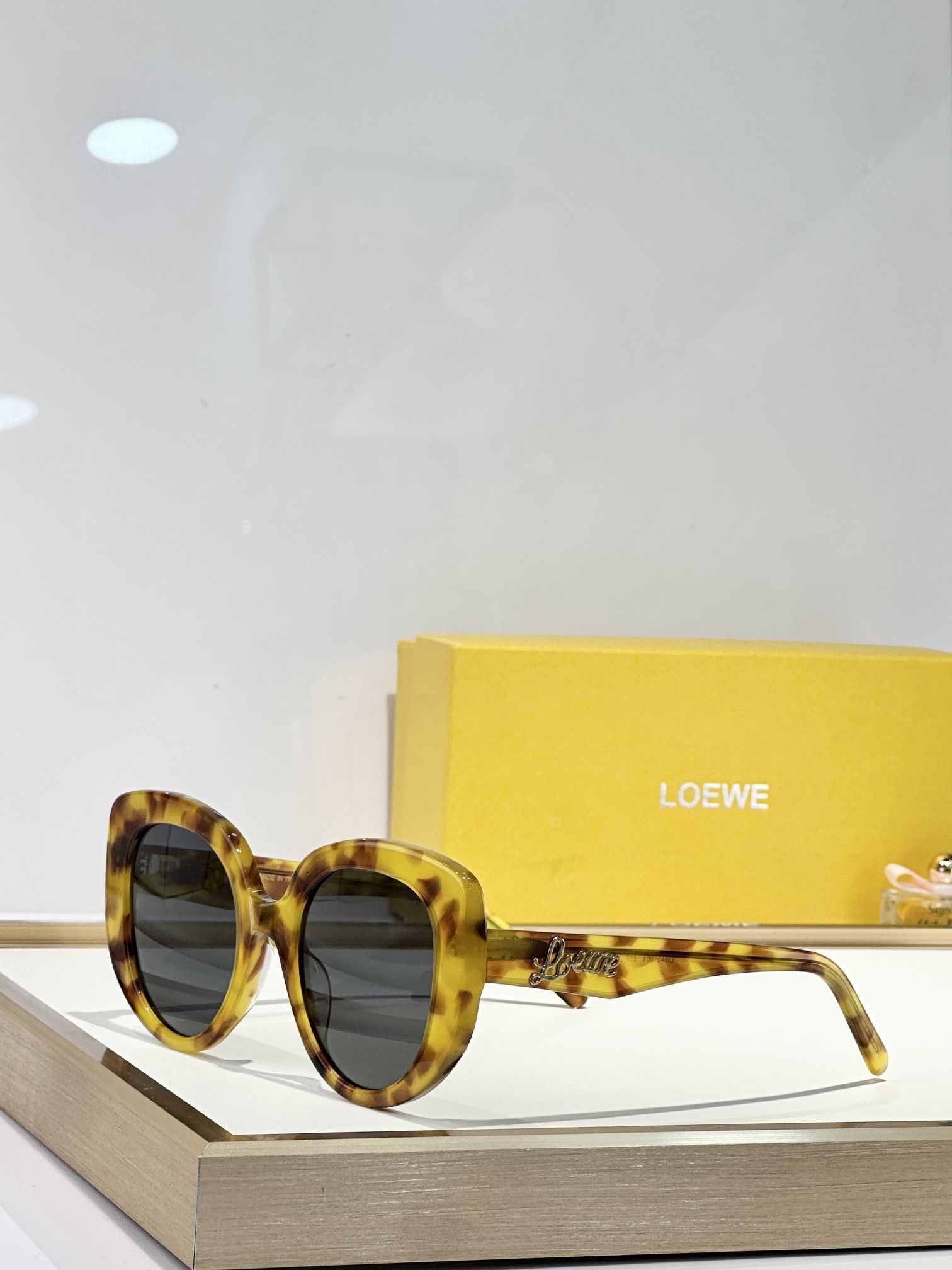 LOEWE_Glasses_yupoo_Original_quality