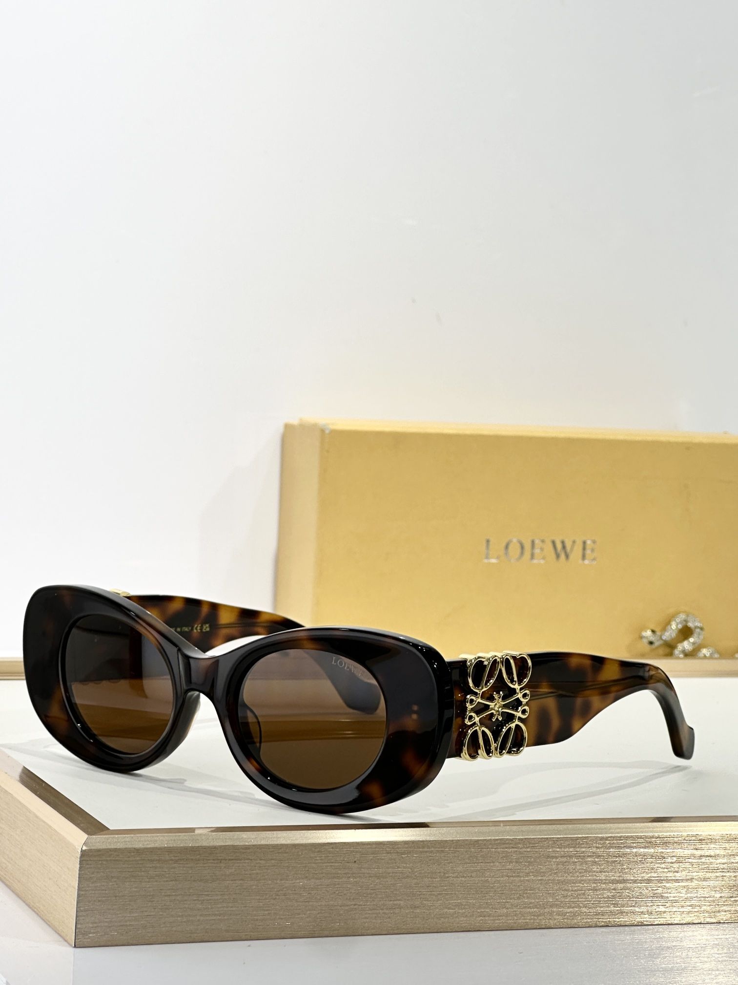 LOEWE_Glasses_yupoo_Original_quality