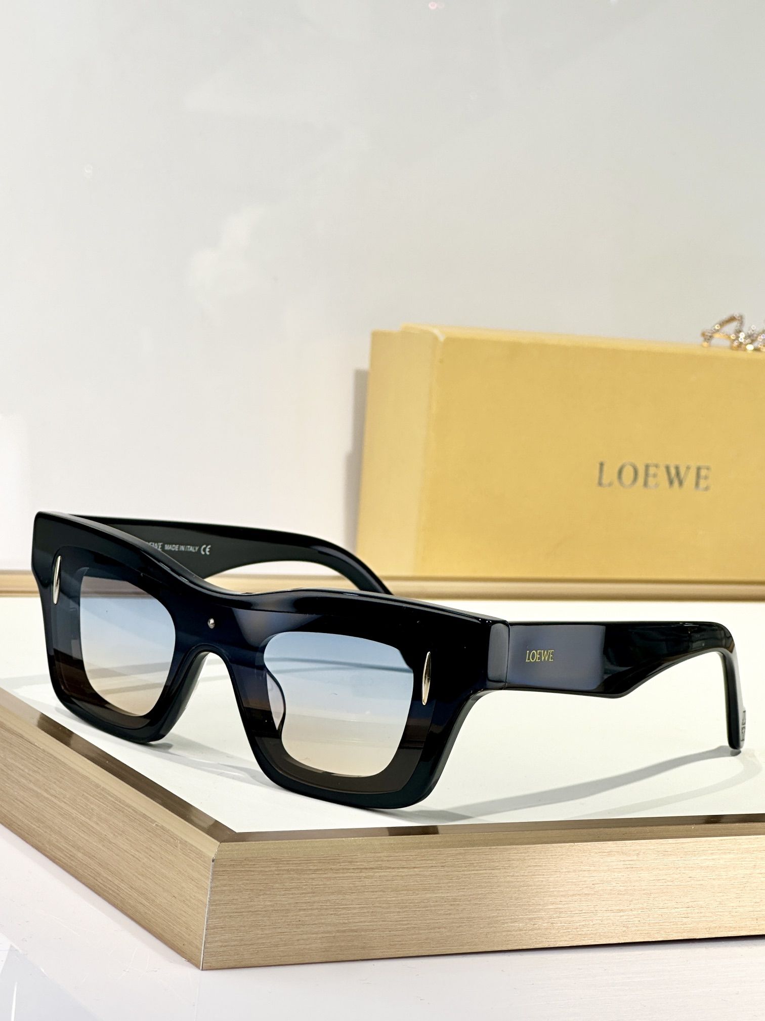 LOEWE_Glasses_yupoo_Original_quality