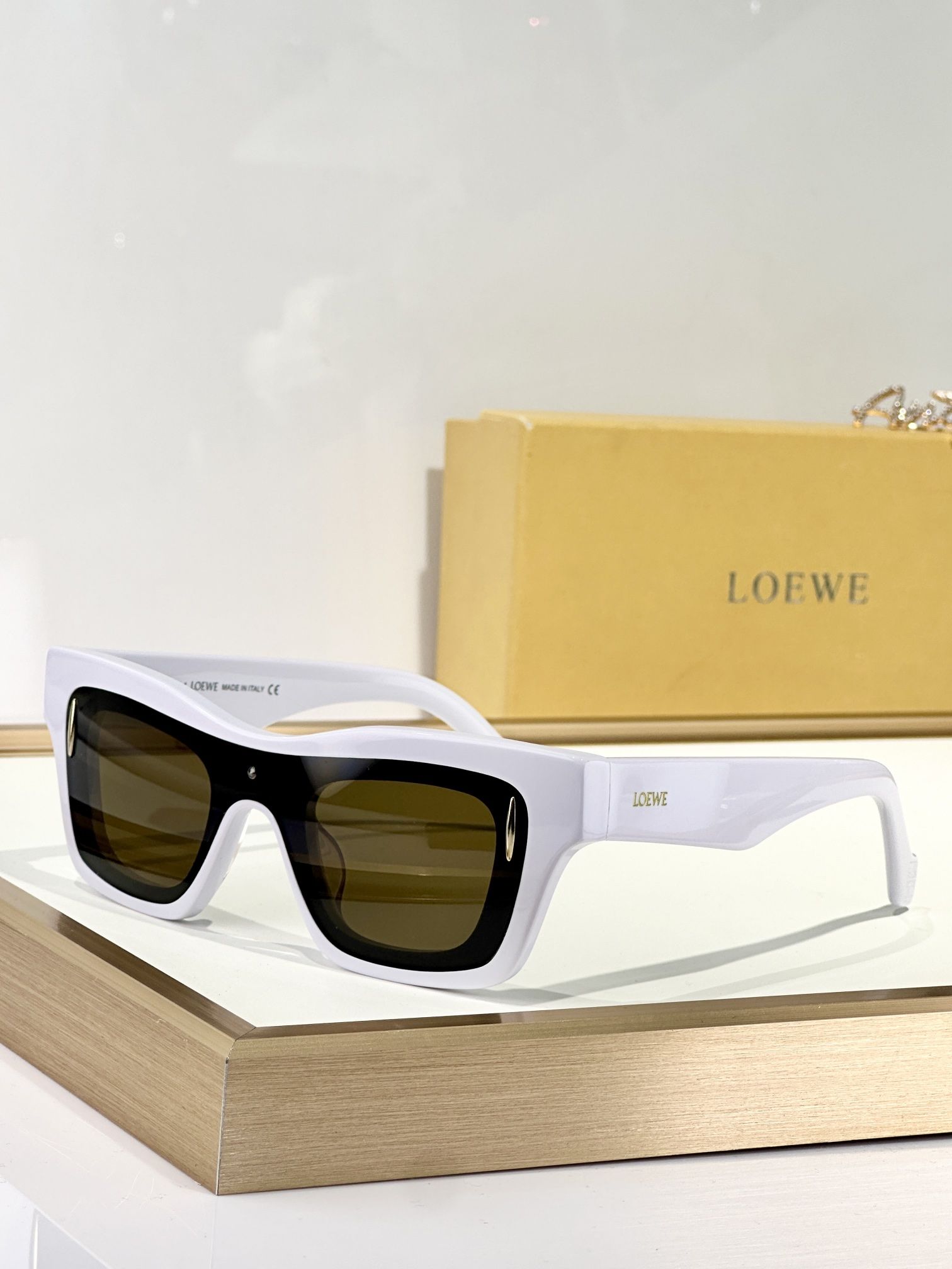 LOEWE_Glasses_yupoo_Original_quality