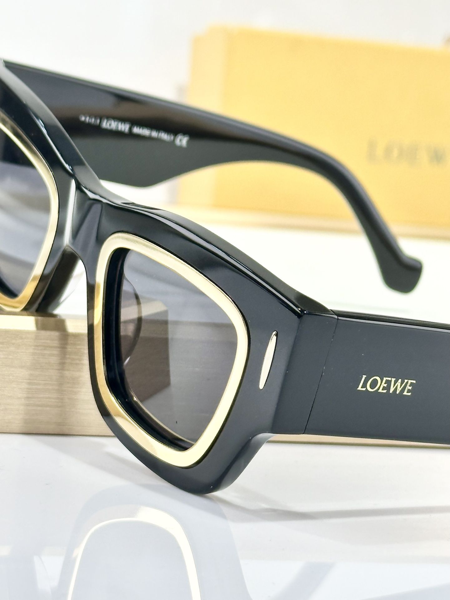 LOEWE_Glasses_yupoo_Original_quality