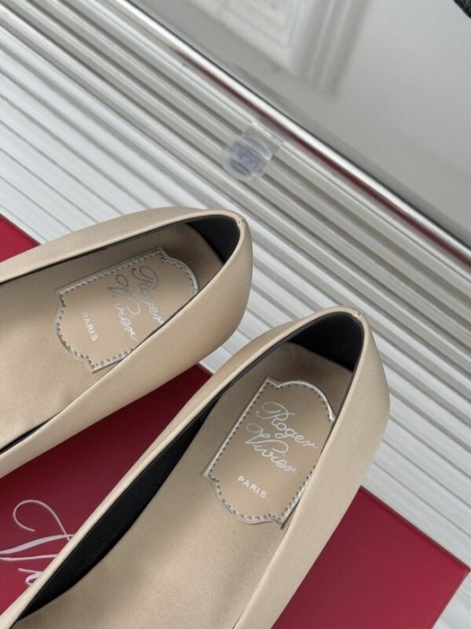 Fendi_Women_shoes_Latest styles_2026_yupoo_Original_quality