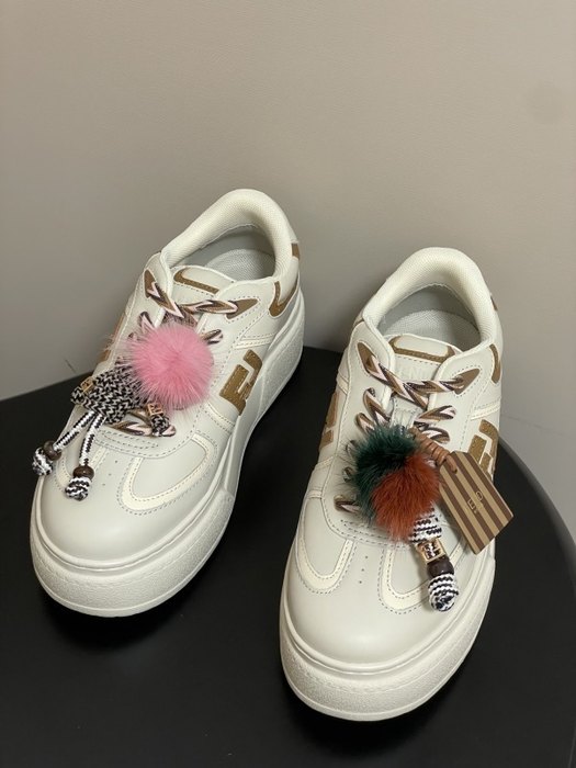 Fendi_Women_shoes_Latest styles_2026_yupoo_Original_quality