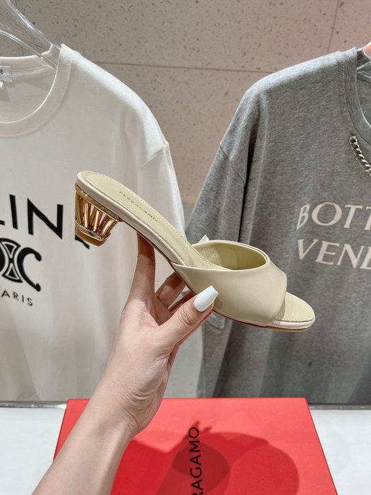 Ferragamo_Women_shoes_yupoo_Original_quality