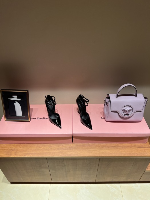 Ferragamo_Women_shoes_yupoo_Original_quality