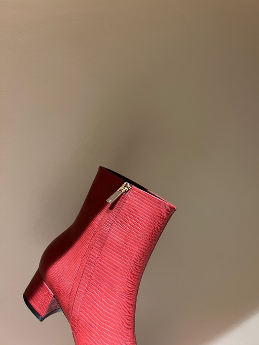 Ferragamo_Women_shoes_yupoo_Original_quality