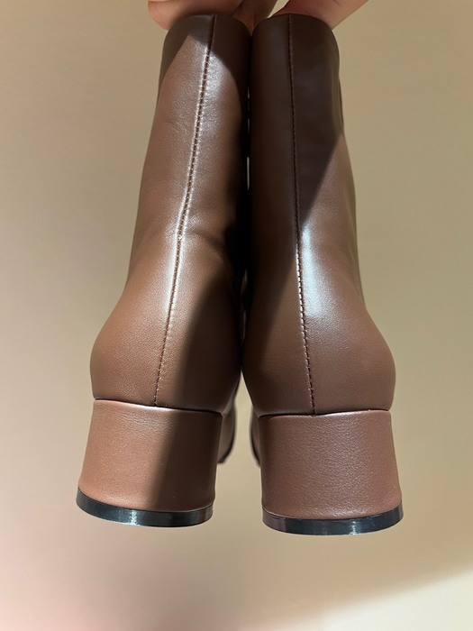 Ferragamo_Women_shoes_yupoo_Original_quality