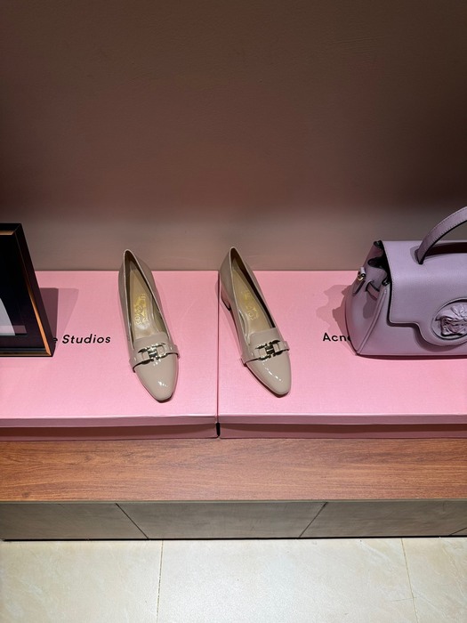 Ferragamo_Women_shoes_yupoo_Original_quality