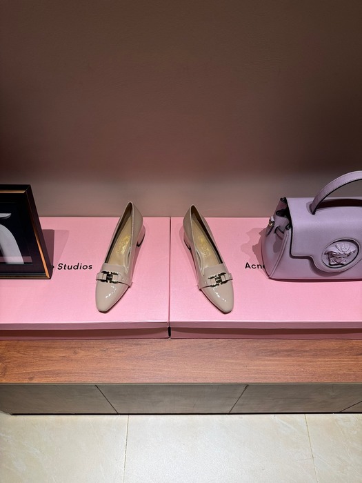 Ferragamo_Women_shoes_yupoo_Original_quality