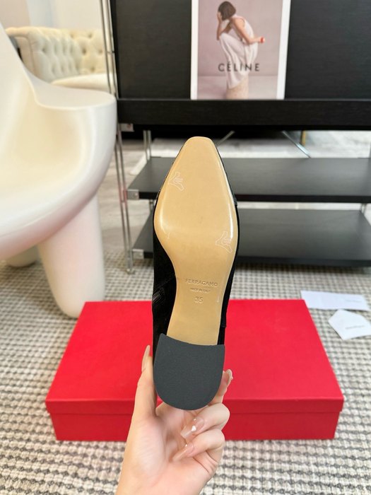 Ferragamo_Women_shoes_yupoo_Original_quality