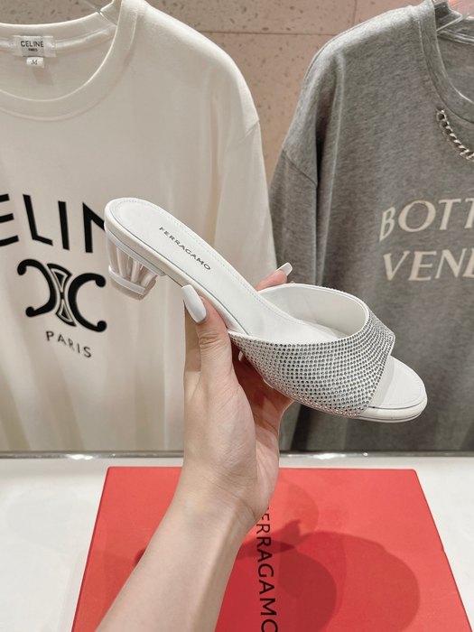 Ferragamo_Women_shoes_yupoo_Original_quality