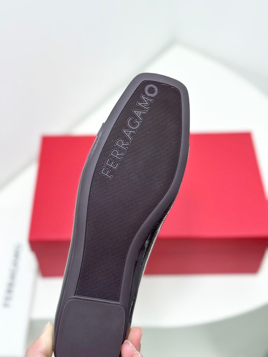 Ferragamo_Women_shoes_yupoo_Original_quality