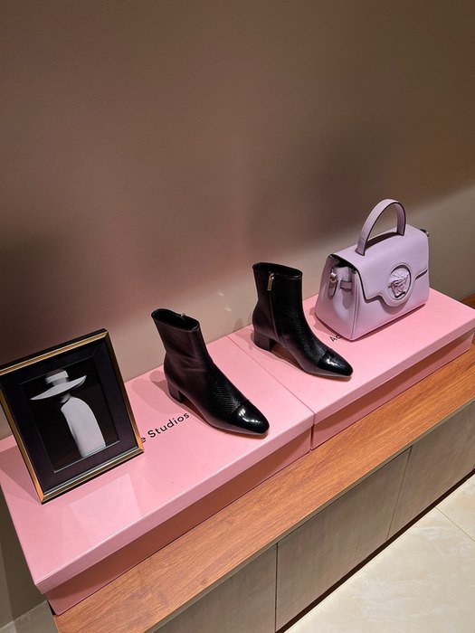 Ferragamo_Women_shoes_yupoo_Original_quality