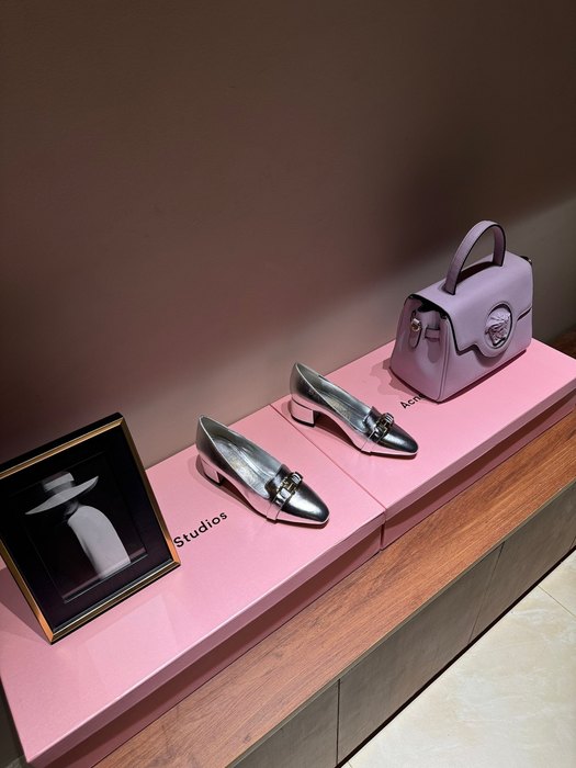 Ferragamo_Women_shoes_yupoo_Original_quality