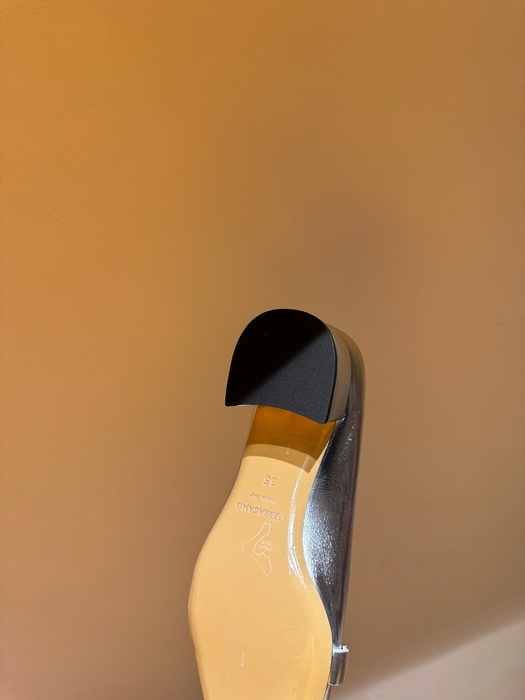 Ferragamo_Women_shoes_yupoo_Original_quality