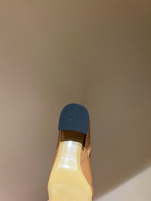 Ferragamo_Women_shoes_yupoo_Original_quality