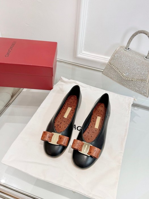 Ferragamo_Women_shoes_yupoo_Original_quality