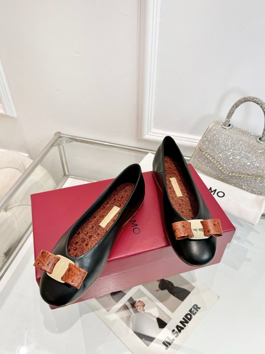 Ferragamo_Women_shoes_yupoo_Original_quality