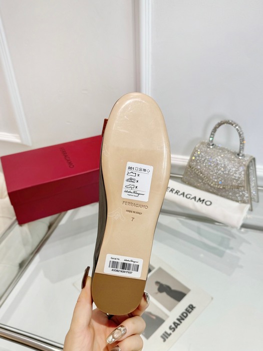 Ferragamo_Women_shoes_yupoo_Original_quality