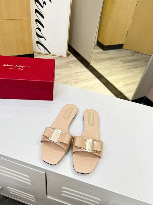 Ferragamo_Women_shoes_yupoo_Original_quality