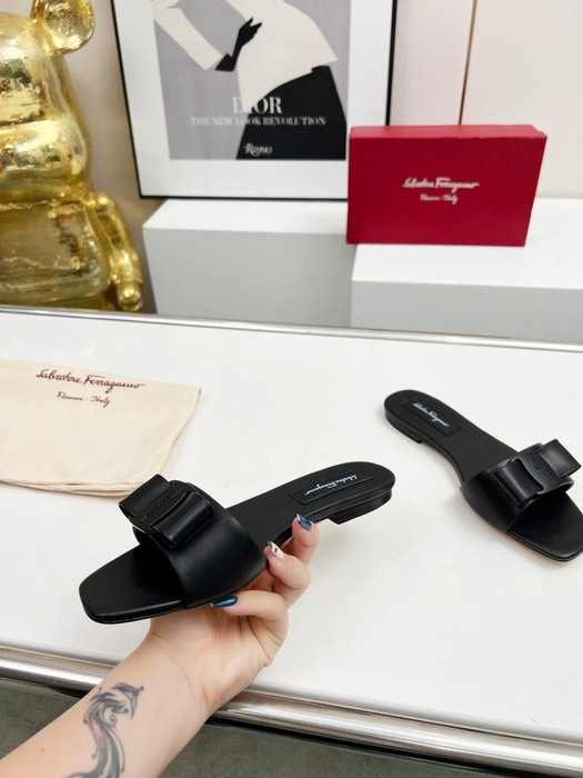 Ferragamo_Women_shoes_yupoo_Original_quality