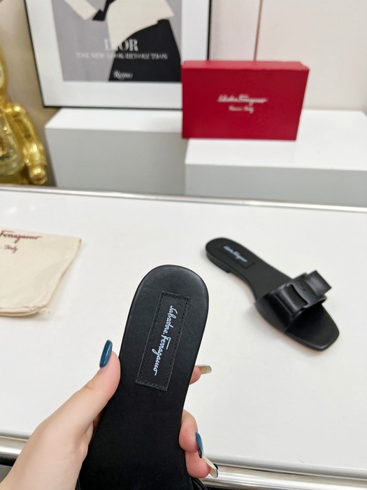 Ferragamo_Women_shoes_yupoo_Original_quality