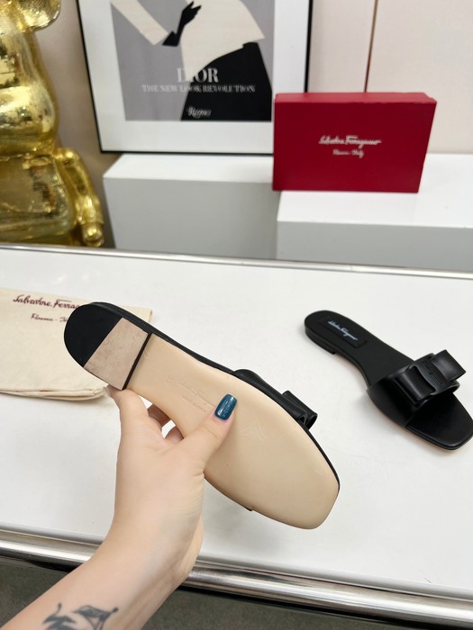 Ferragamo_Women_shoes_yupoo_Original_quality