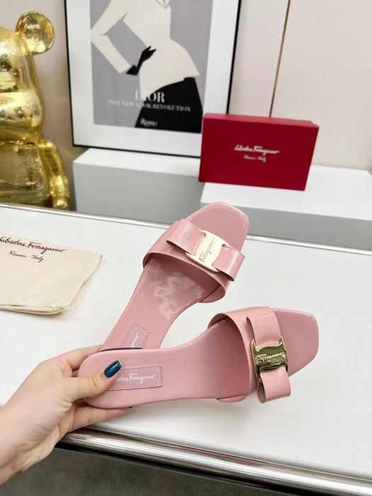 Ferragamo_Women_shoes_yupoo_Original_quality