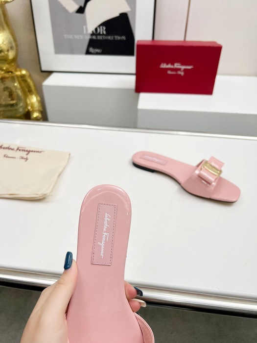 Ferragamo_Women_shoes_yupoo_Original_quality