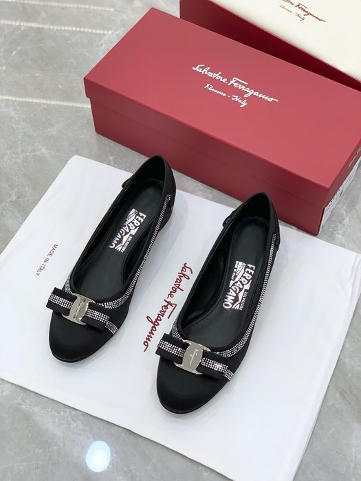 Ferragamo_Women_shoes_yupoo_Original_quality