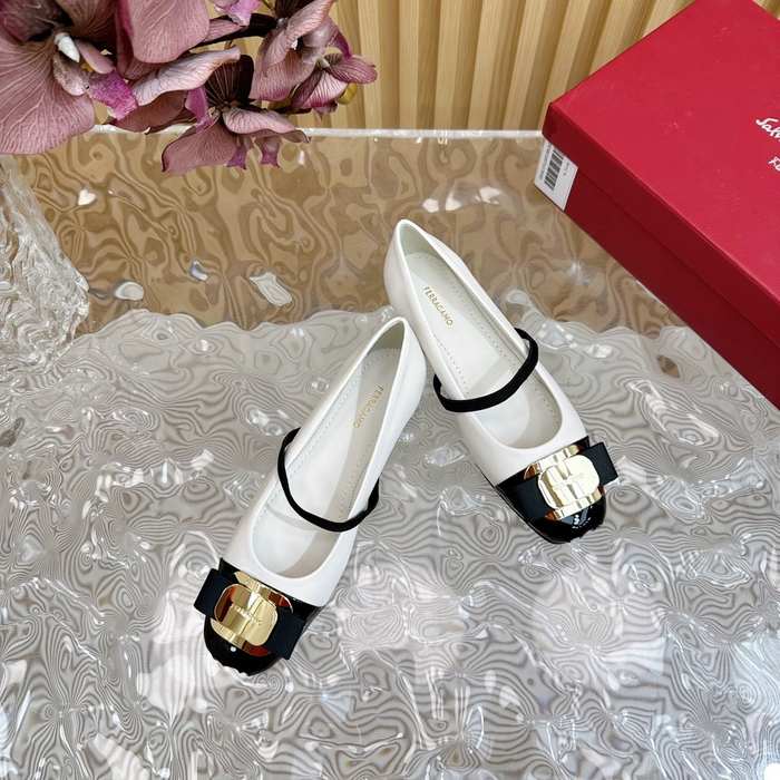 Ferragamo_Women_shoes_yupoo_Original_quality