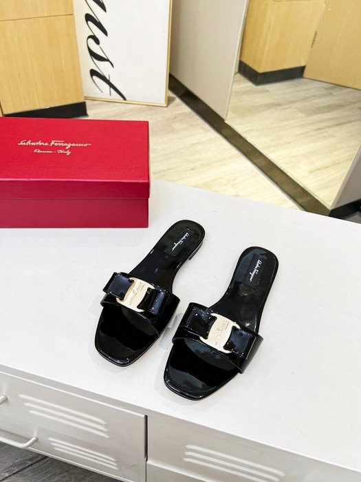 Ferragamo_Women_shoes_yupoo_Original_quality