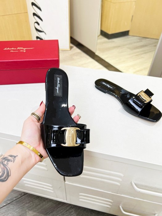 Ferragamo_Women_shoes_yupoo_Original_quality