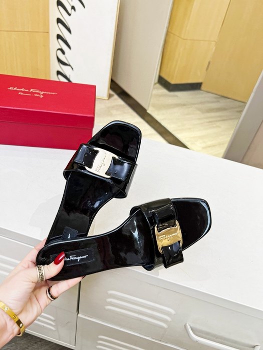 Ferragamo_Women_shoes_yupoo_Original_quality