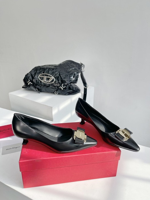 Ferragamo_Women_shoes_yupoo_Original_quality