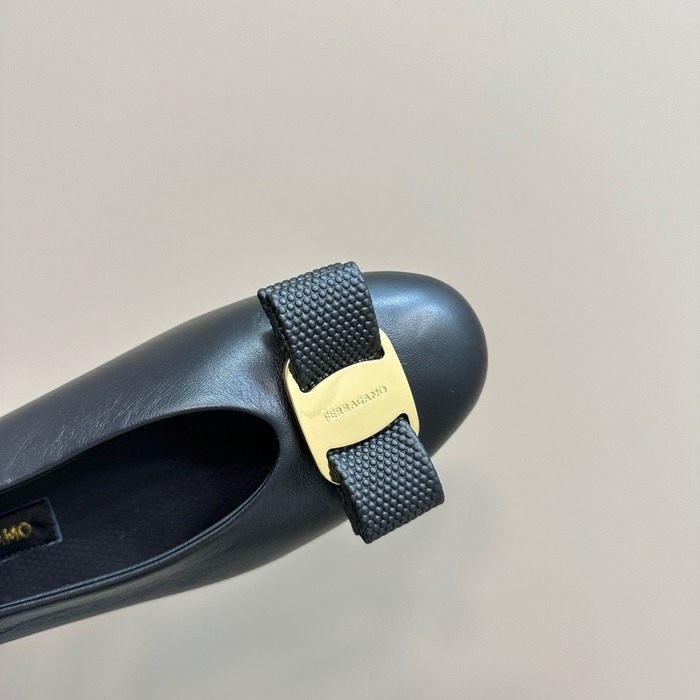 Ferragamo_Women_shoes_yupoo_Original_quality