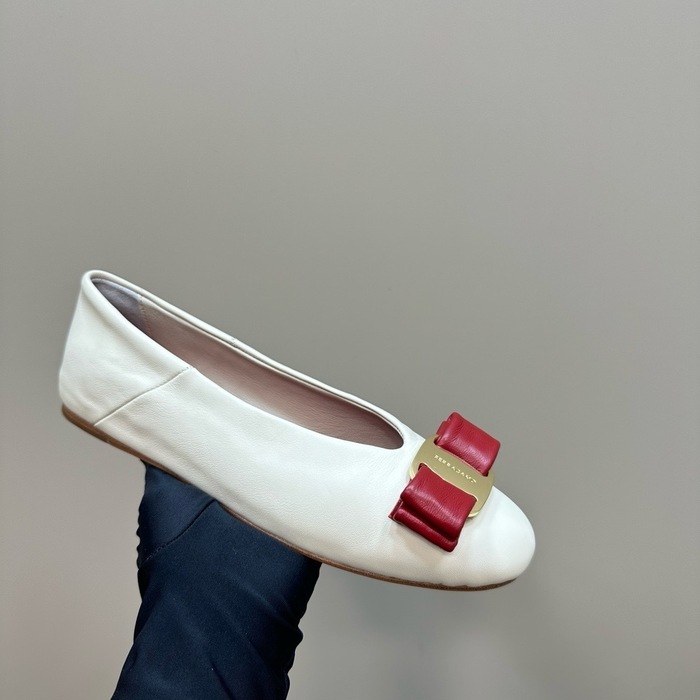 Ferragamo_Women_shoes_yupoo_Original_quality