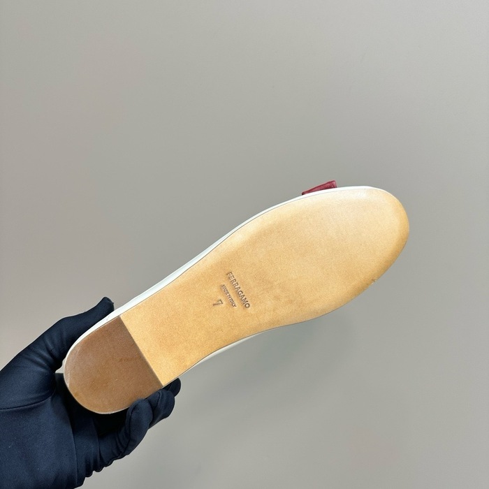 Ferragamo_Women_shoes_yupoo_Original_quality