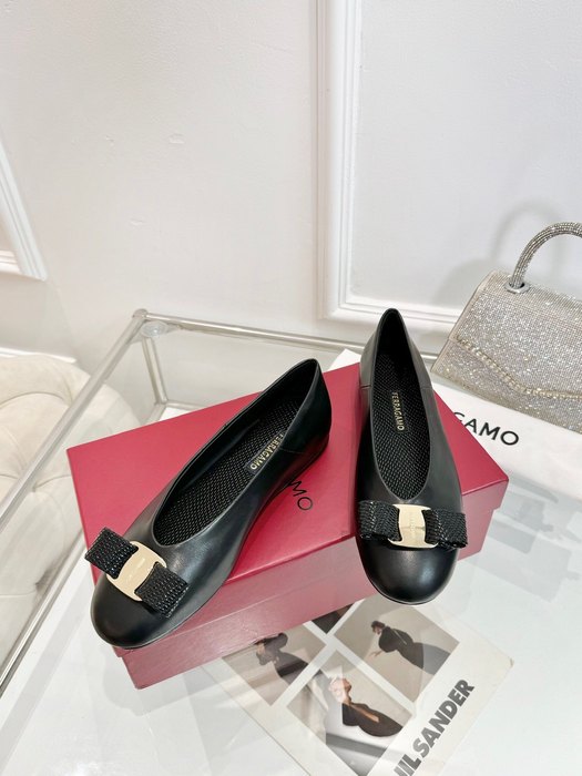 Ferragamo_Women_shoes_yupoo_Original_quality