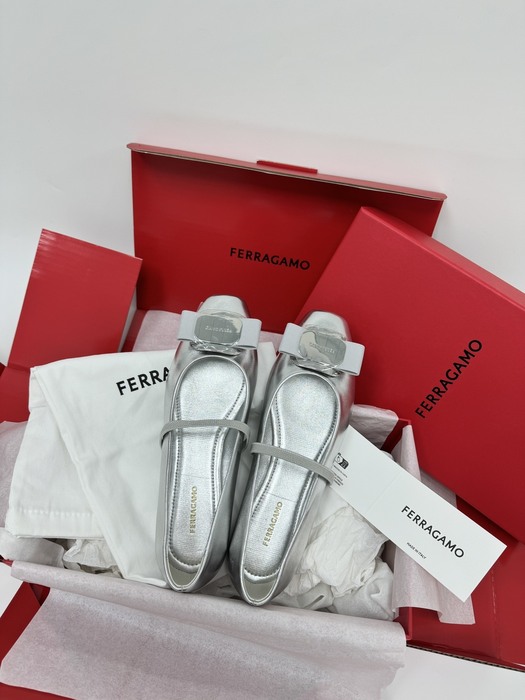 Ferragamo_Women_shoes_yupoo_Original_quality