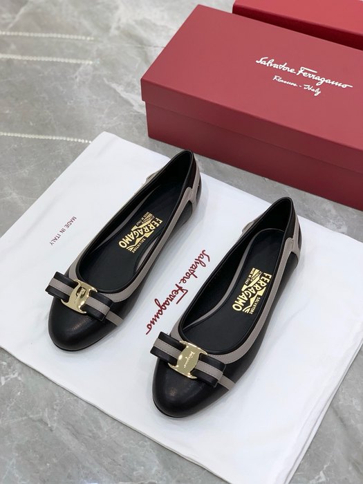 Ferragamo_Women_shoes_yupoo_Original_quality