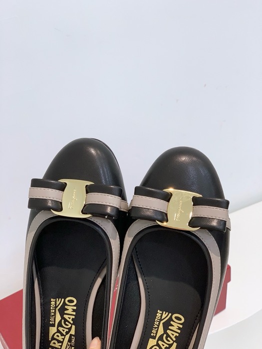 Ferragamo_Women_shoes_yupoo_Original_quality